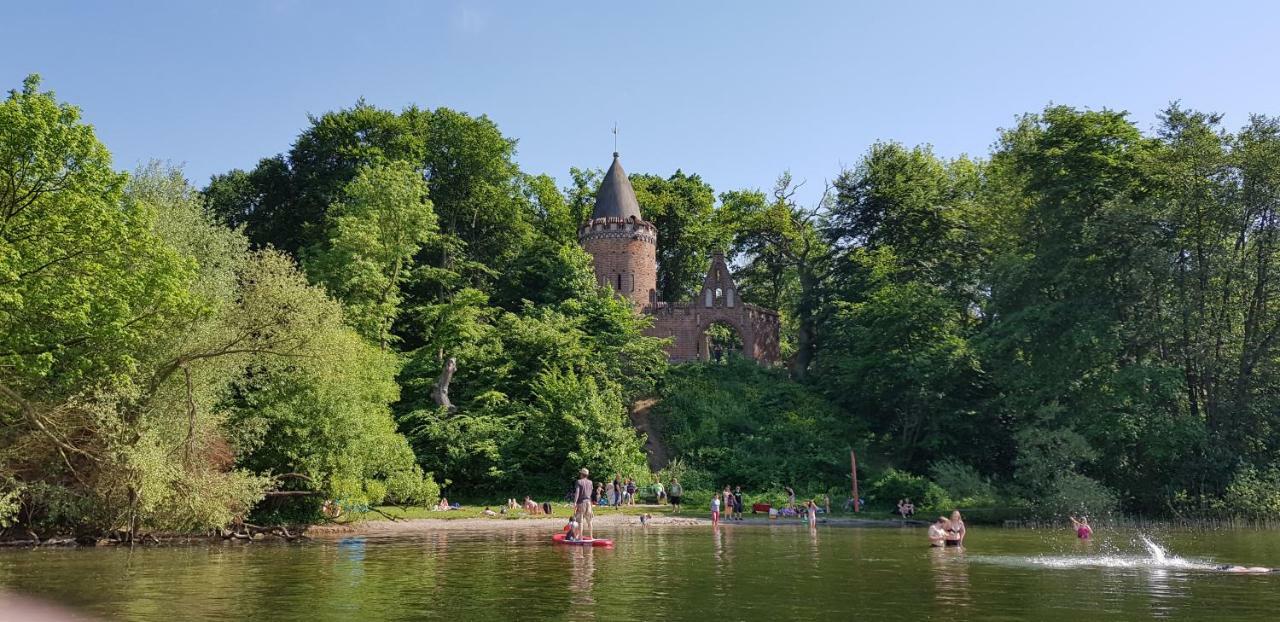 Ferienwohnung Am Schweriner See Raben Steinfeld المظهر الخارجي الصورة